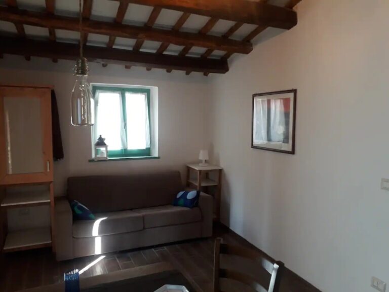 Tiny Haus im Zentrum von Bolsena | rodolfo tiny house bolsena 07 768x576